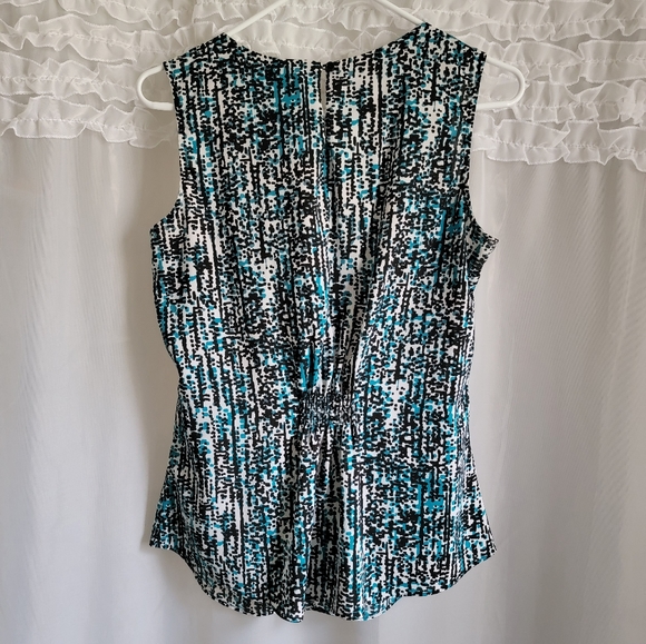 Covington Sleeveless Blouse with Ruffle, Blue Black and White Print, Size M - Picture 4 of 8
